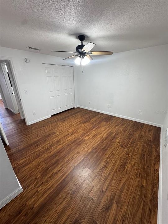 For Rent: $1,289 (2 beds, 1 baths, 1200 Square Feet)