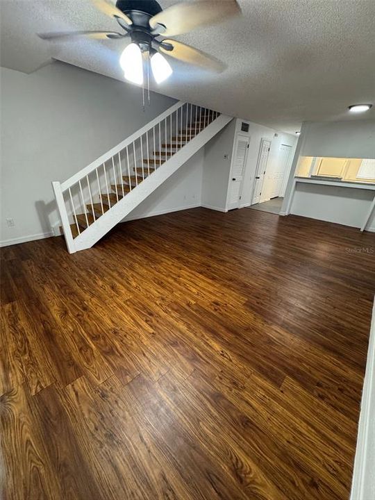 For Rent: $1,289 (2 beds, 1 baths, 1200 Square Feet)