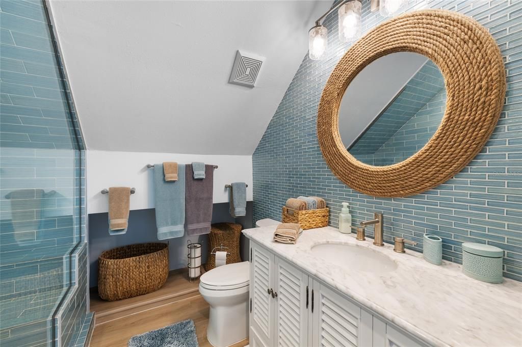 For Sale: $797,000 (3 beds, 2 baths, 1572 Square Feet)