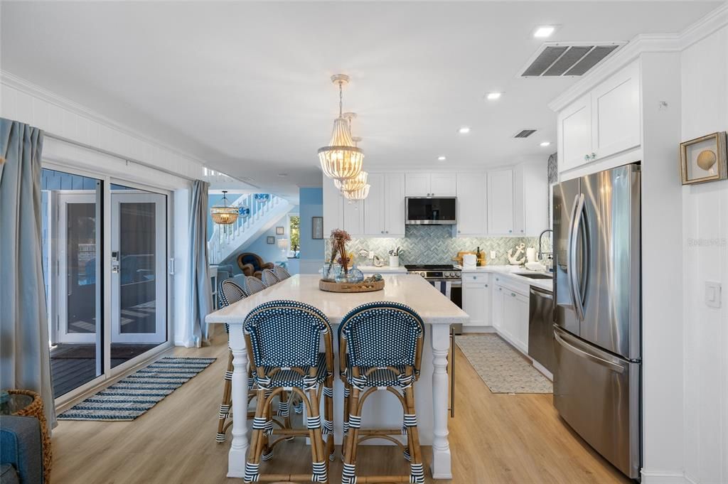 For Sale: $797,000 (3 beds, 2 baths, 1572 Square Feet)