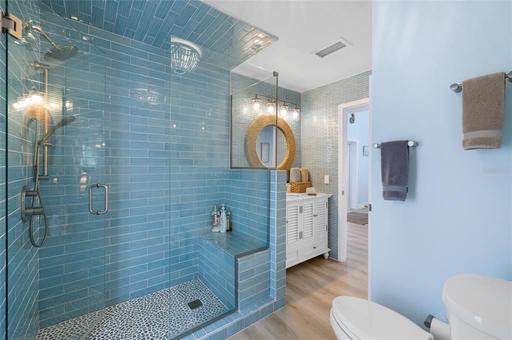 For Sale: $797,000 (3 beds, 2 baths, 1572 Square Feet)