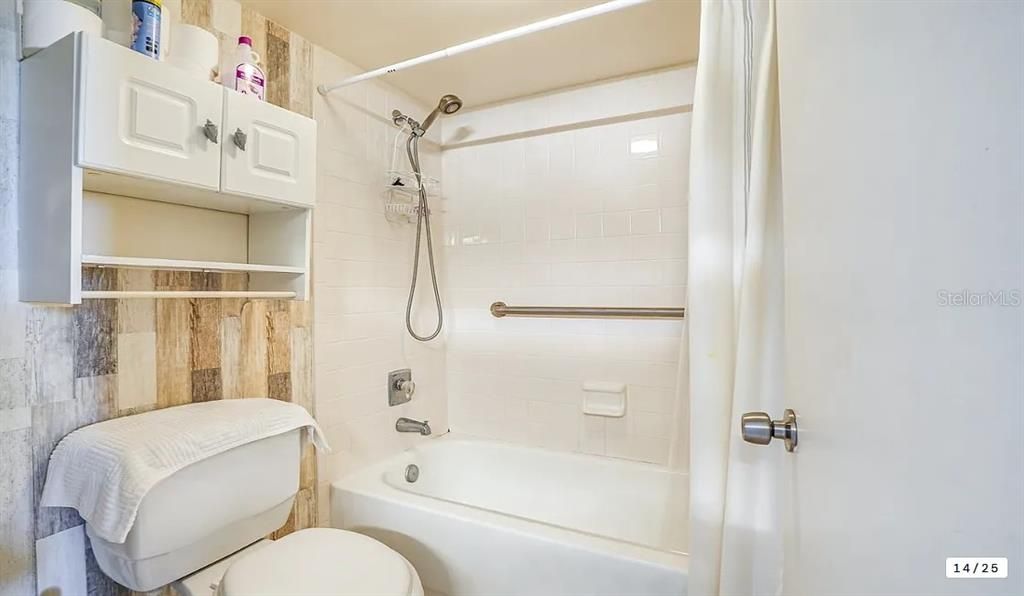 出租: $2,150 (2 贝兹, 2 浴室, 950 平方英尺)