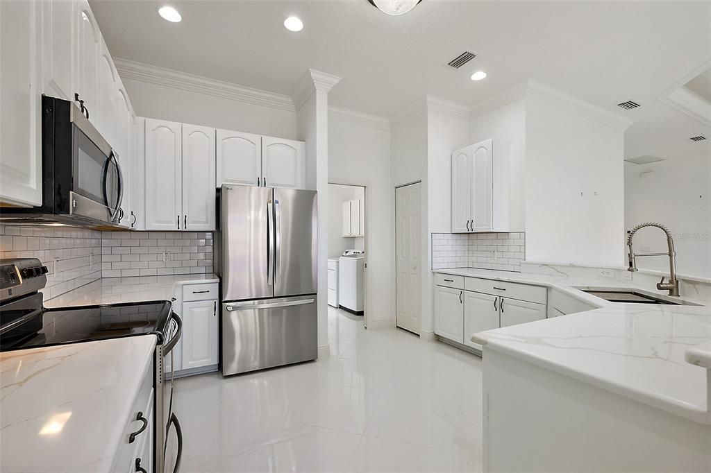 For Sale: $559,900 (4 beds, 2 baths, 2168 Square Feet)