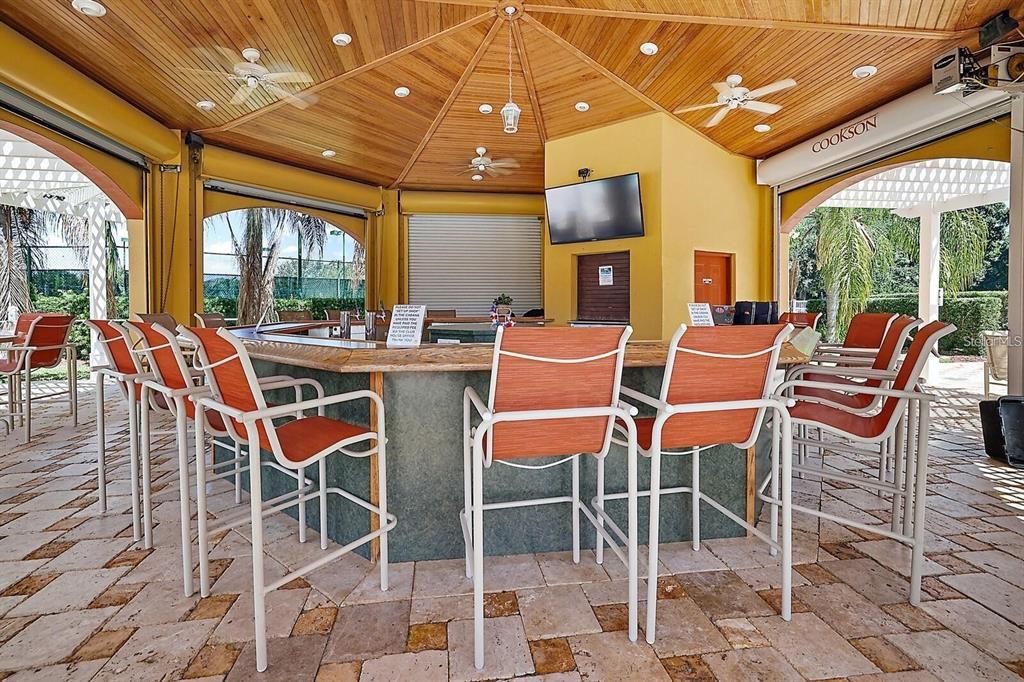 For Sale: $559,900 (4 beds, 2 baths, 2168 Square Feet)