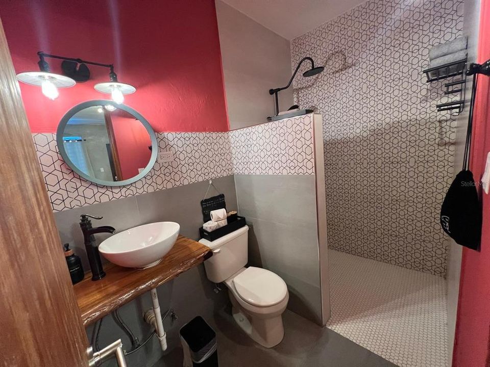 For Sale: $1,200,000 (0 beds, 0 baths, 2400 Square Feet)