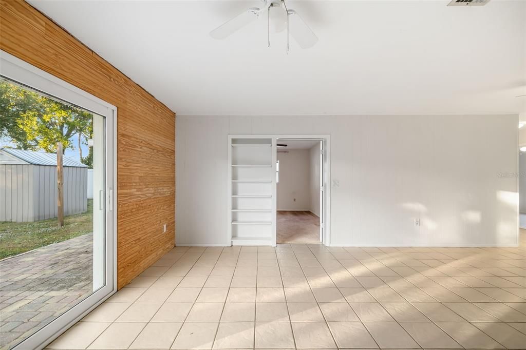 For Sale: $485,000 (4 beds, 2 baths, 1710 Square Feet)