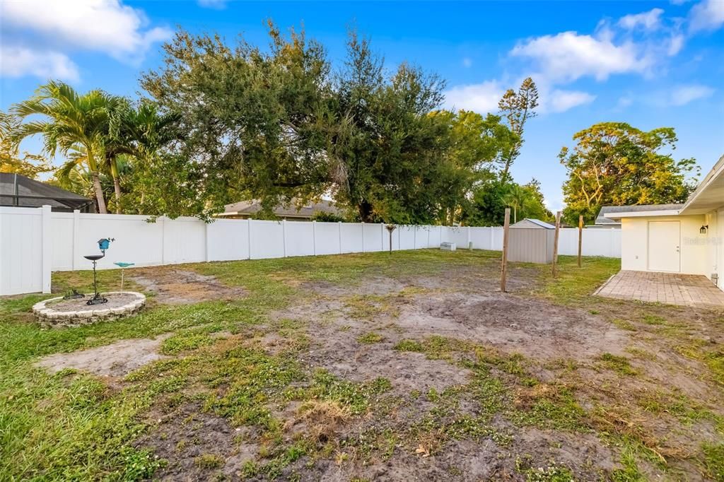 For Sale: $485,000 (4 beds, 2 baths, 1710 Square Feet)