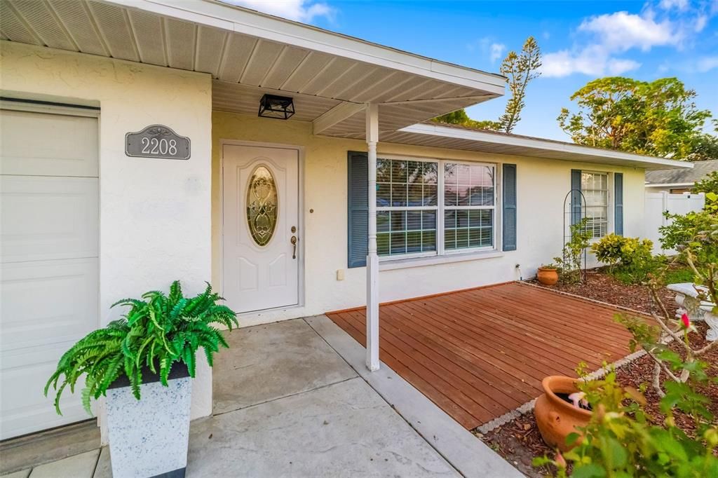 For Sale: $485,000 (4 beds, 2 baths, 1710 Square Feet)