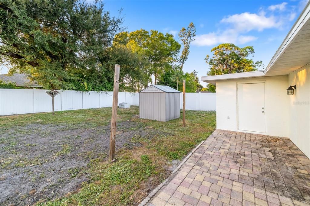 For Sale: $485,000 (4 beds, 2 baths, 1710 Square Feet)