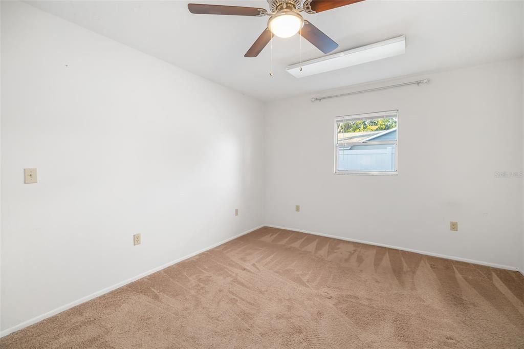 For Sale: $485,000 (4 beds, 2 baths, 1710 Square Feet)