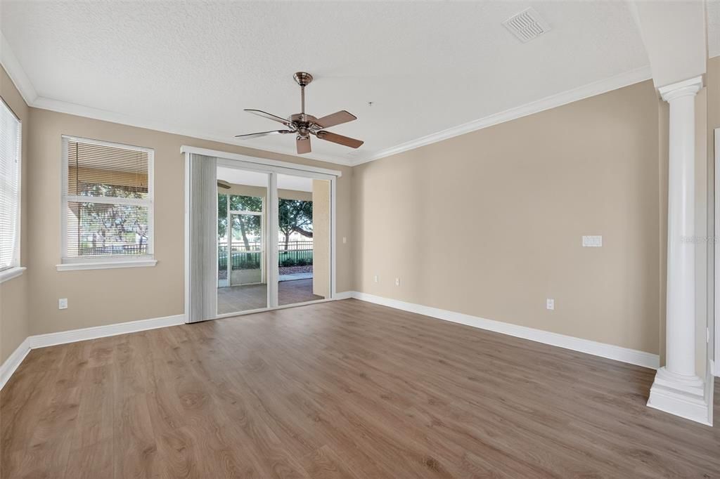 待售: $595,000 (3 贝兹, 3 浴室, 2007 平方英尺)