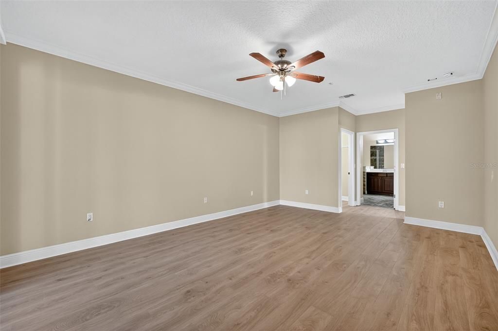 待售: $595,000 (3 贝兹, 3 浴室, 2007 平方英尺)