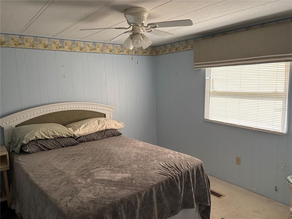 For Sale: $249,900 (3 beds, 2 baths, 1482 Square Feet)