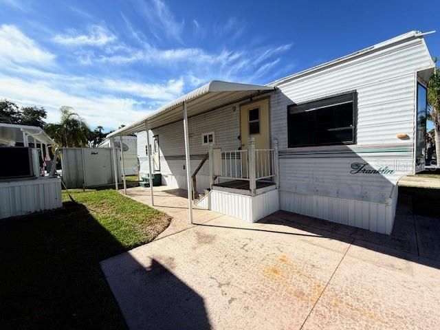 For Sale: $49,900 (1 beds, 1 baths, 386 Square Feet)