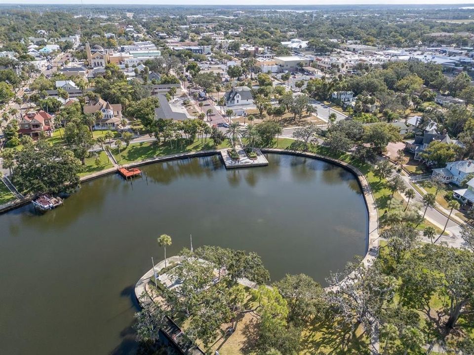 Activo con contrato: $314,900 (2 camas, 1 baños, 914 Pies cuadrados)