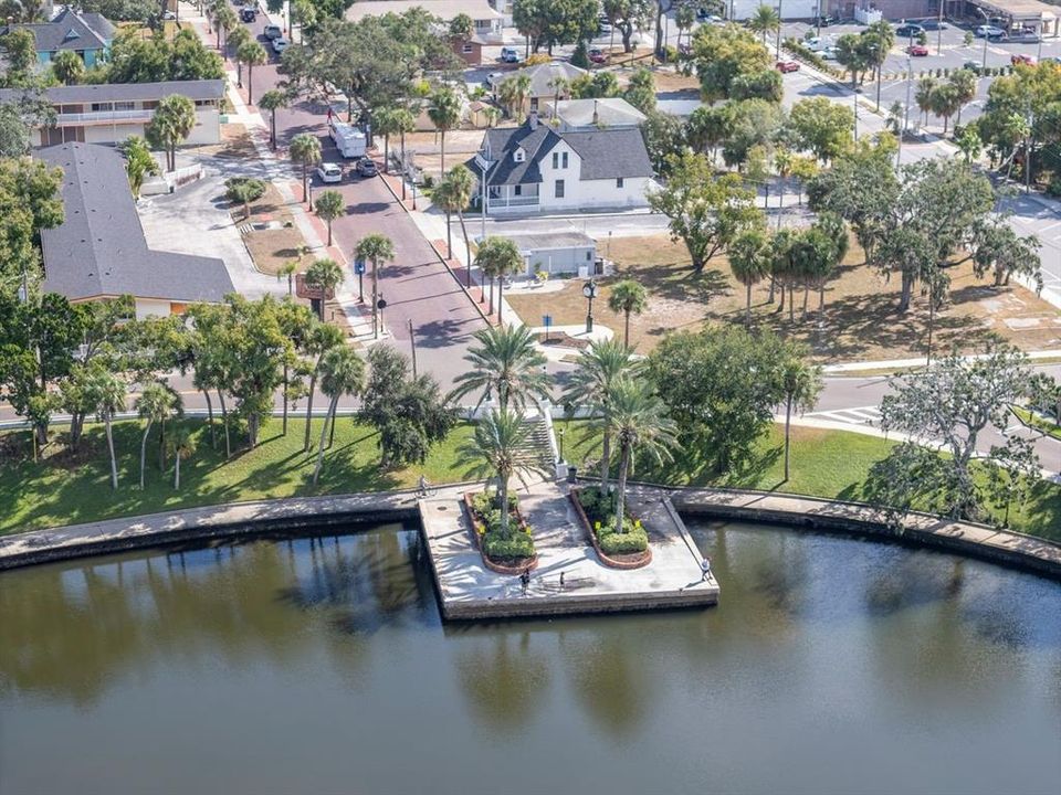 Activo con contrato: $314,900 (2 camas, 1 baños, 914 Pies cuadrados)