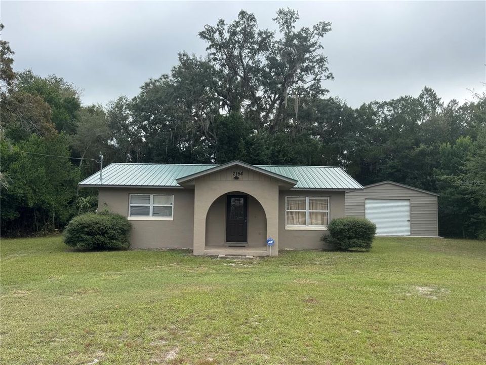 На продажу: $198,000 (2 спален, 1 ванн, 998 Квадратных фут)