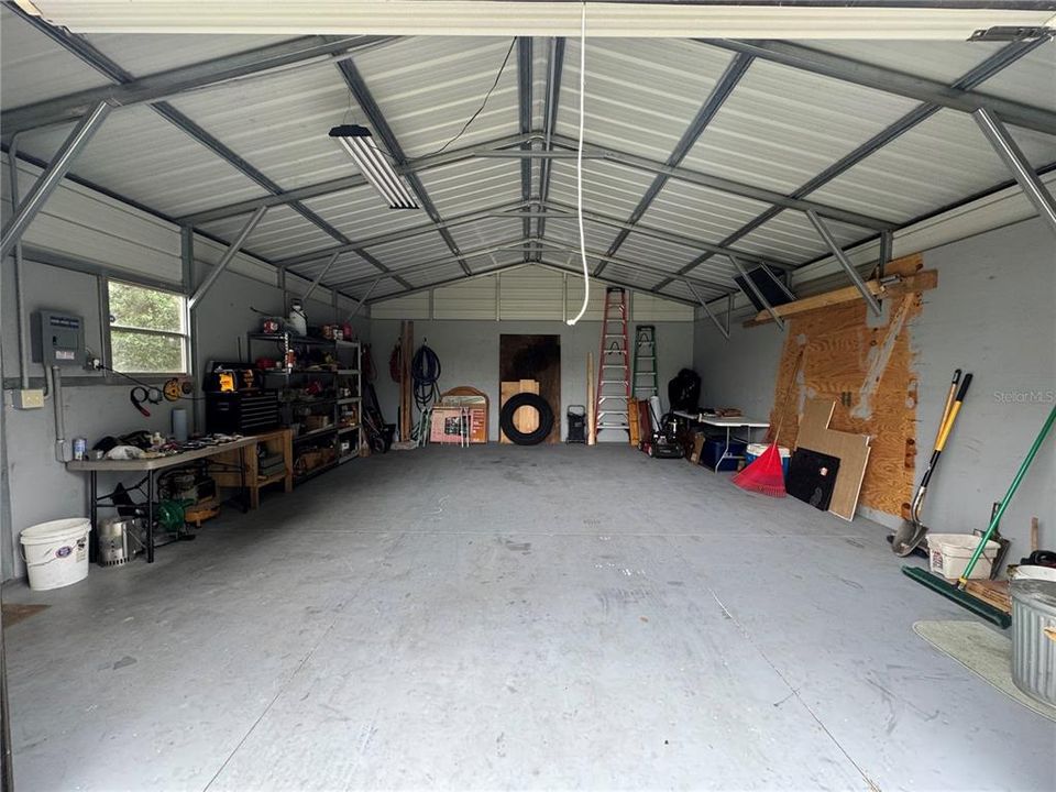 На продажу: $198,000 (2 спален, 1 ванн, 998 Квадратных фут)