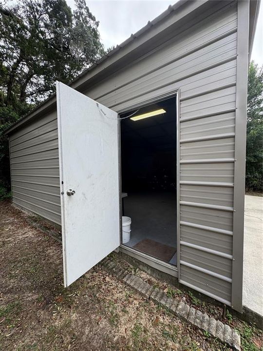 На продажу: $198,000 (2 спален, 1 ванн, 998 Квадратных фут)