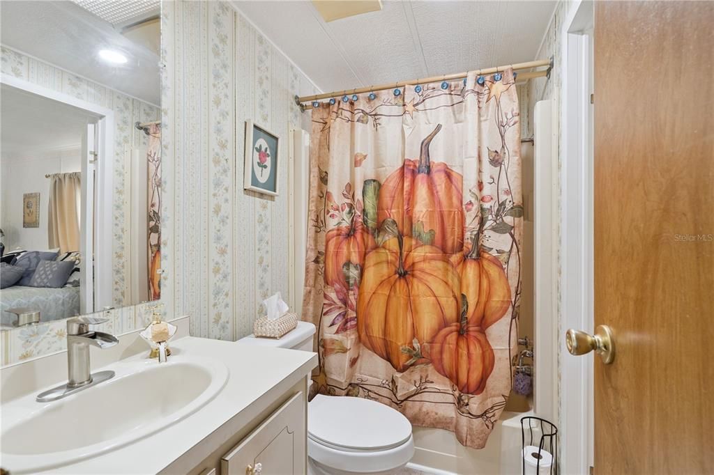 En Venta: $205,000 (2 camas, 2 baños, 1638 Pies cuadrados)