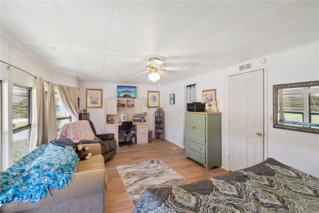 En Venta: $205,000 (2 camas, 2 baños, 1638 Pies cuadrados)