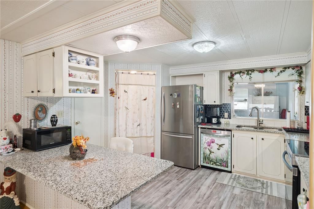 En Venta: $205,000 (2 camas, 2 baños, 1638 Pies cuadrados)