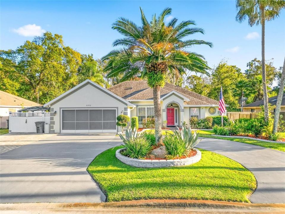 Active With Contract: $434,900 (3 beds, 2 baths, 1644 Square Feet)