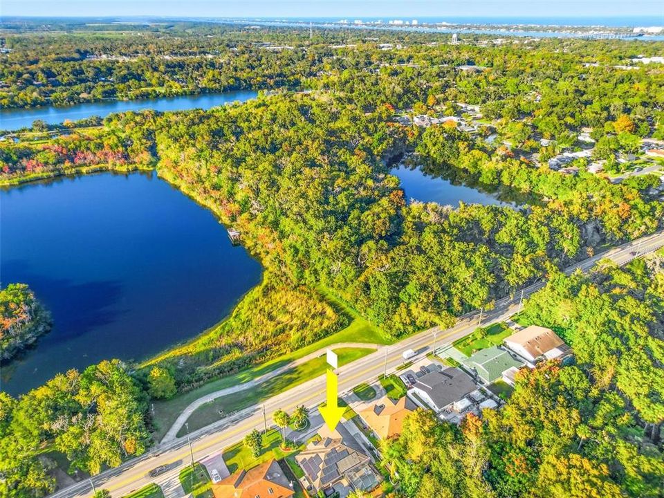 Active With Contract: $434,900 (3 beds, 2 baths, 1644 Square Feet)