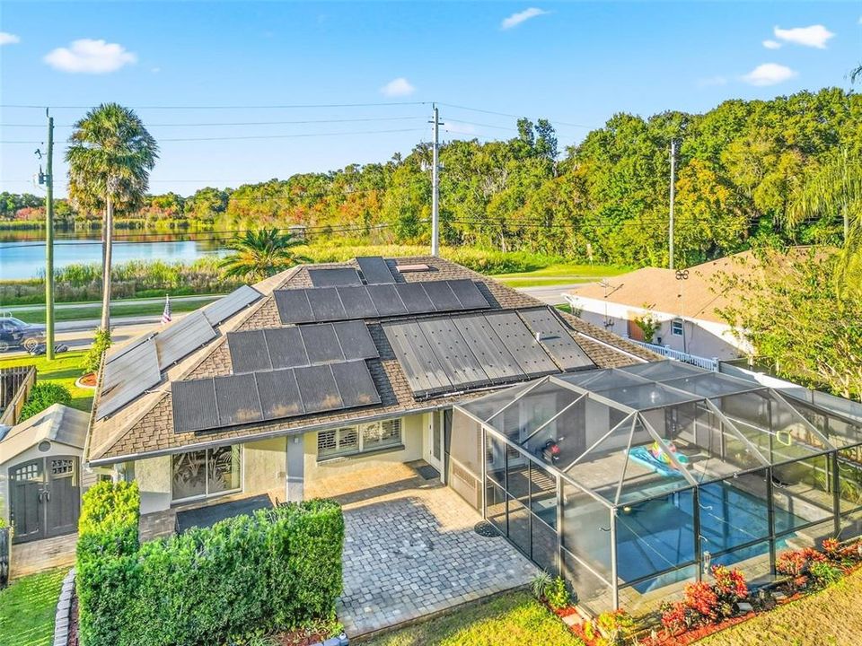 Active With Contract: $434,900 (3 beds, 2 baths, 1644 Square Feet)