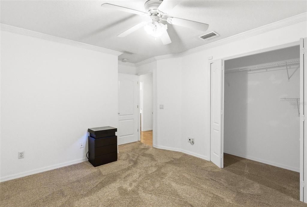 Active With Contract: $434,900 (3 beds, 2 baths, 1644 Square Feet)