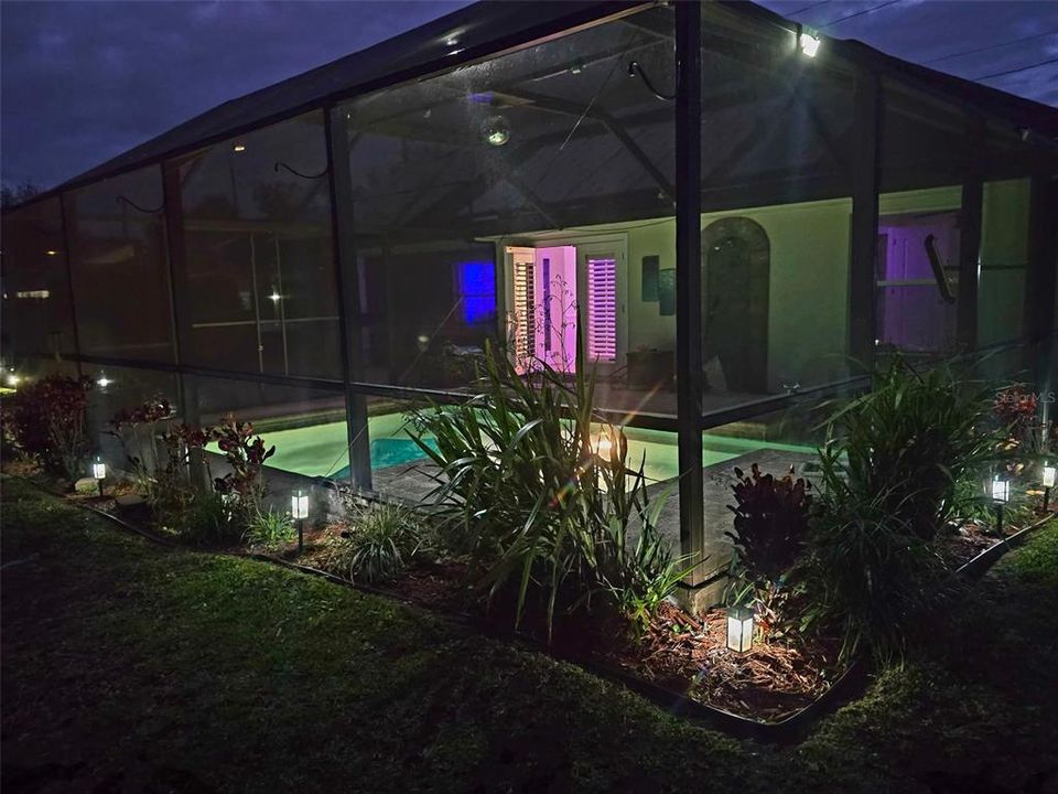 En Venta: $429,900 (3 camas, 2 baños, 1644 Pies cuadrados)