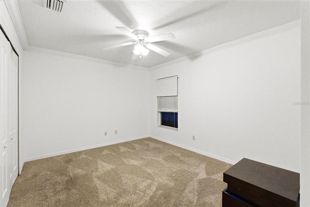 Active With Contract: $434,900 (3 beds, 2 baths, 1644 Square Feet)