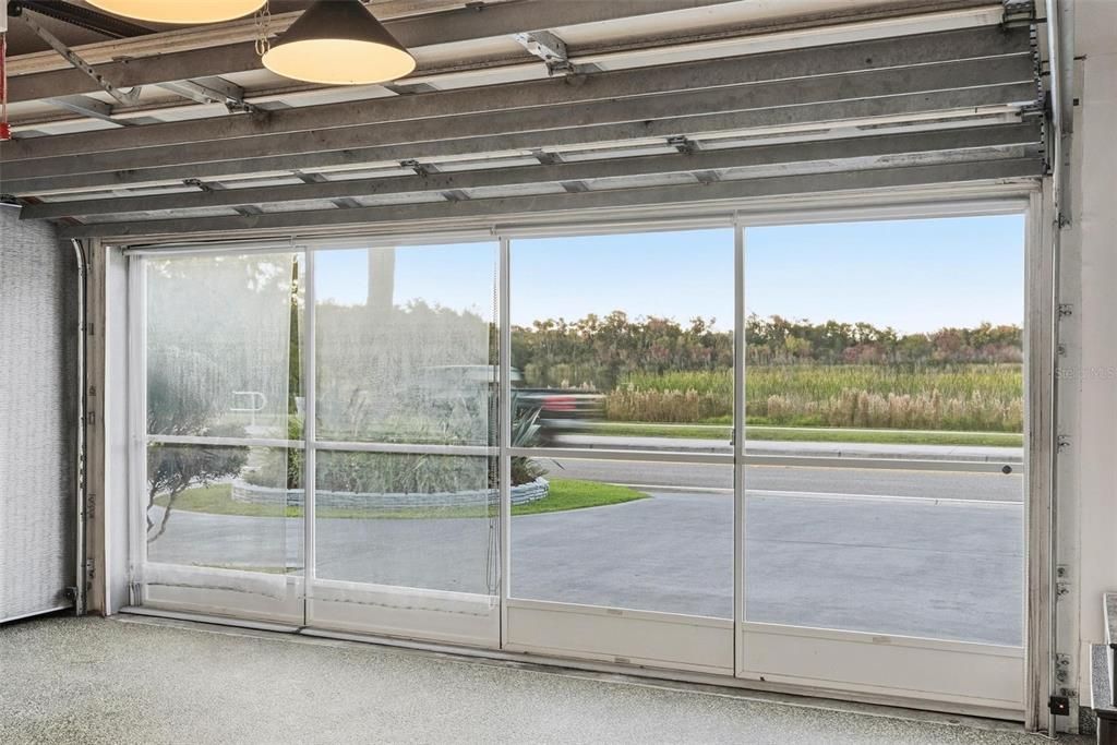 Active With Contract: $434,900 (3 beds, 2 baths, 1644 Square Feet)