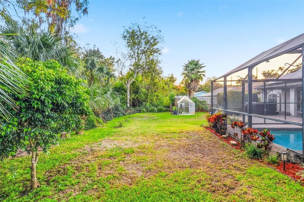 Active With Contract: $434,900 (3 beds, 2 baths, 1644 Square Feet)