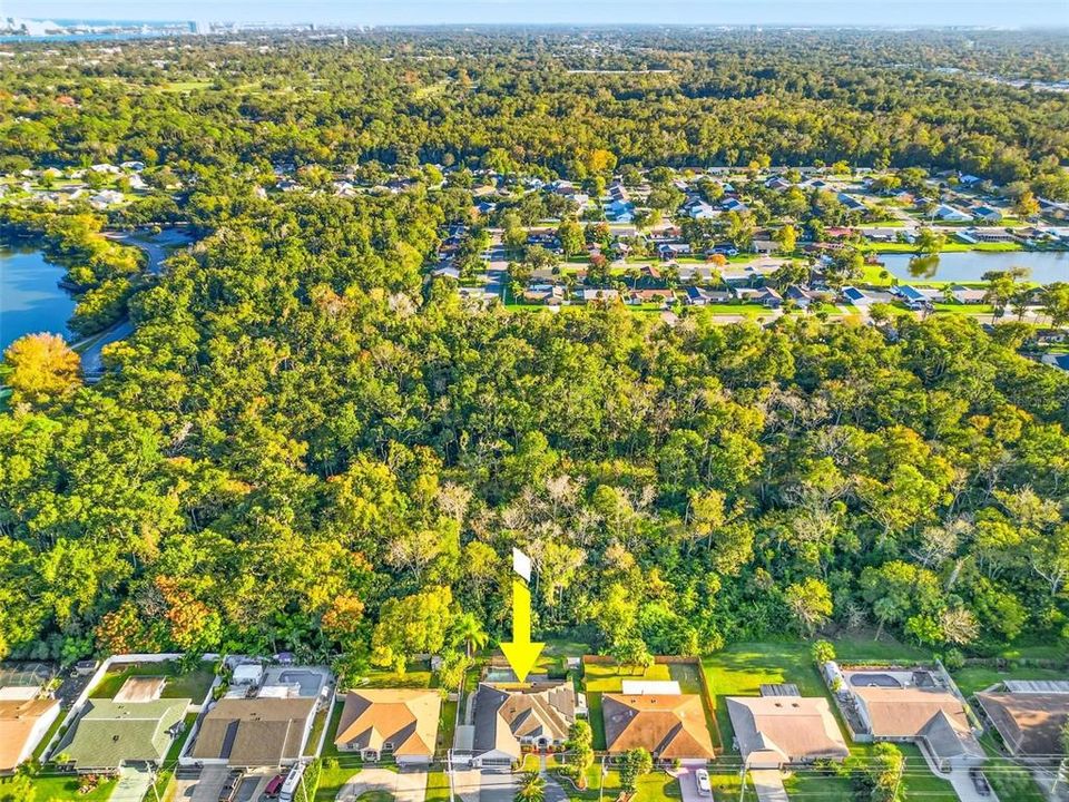 Active With Contract: $434,900 (3 beds, 2 baths, 1644 Square Feet)