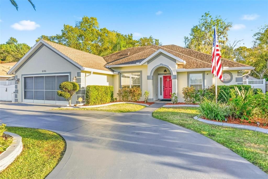 Active With Contract: $434,900 (3 beds, 2 baths, 1644 Square Feet)