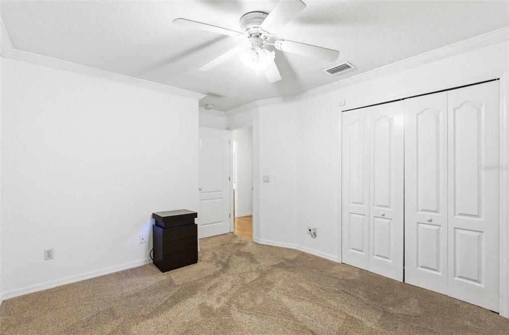 Active With Contract: $434,900 (3 beds, 2 baths, 1644 Square Feet)