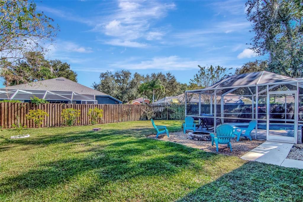 Active With Contract: $599,900 (4 beds, 2 baths, 1890 Square Feet)