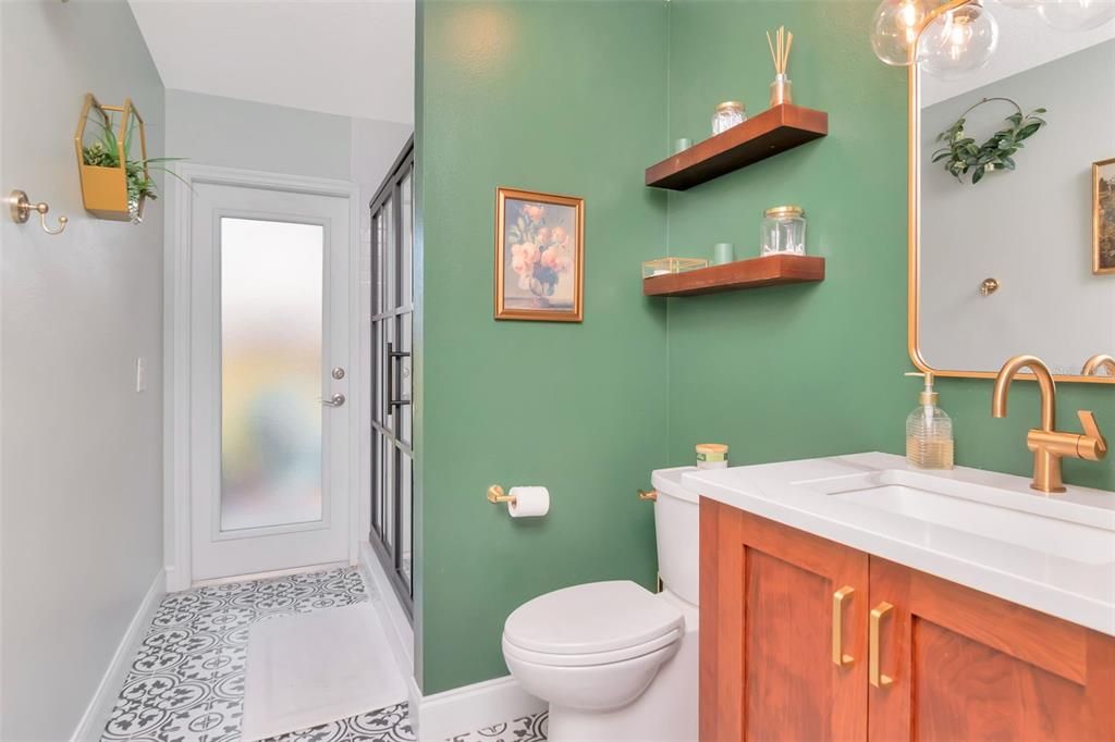 Active With Contract: $599,900 (4 beds, 2 baths, 1890 Square Feet)