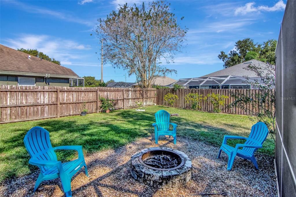 Active With Contract: $599,900 (4 beds, 2 baths, 1890 Square Feet)