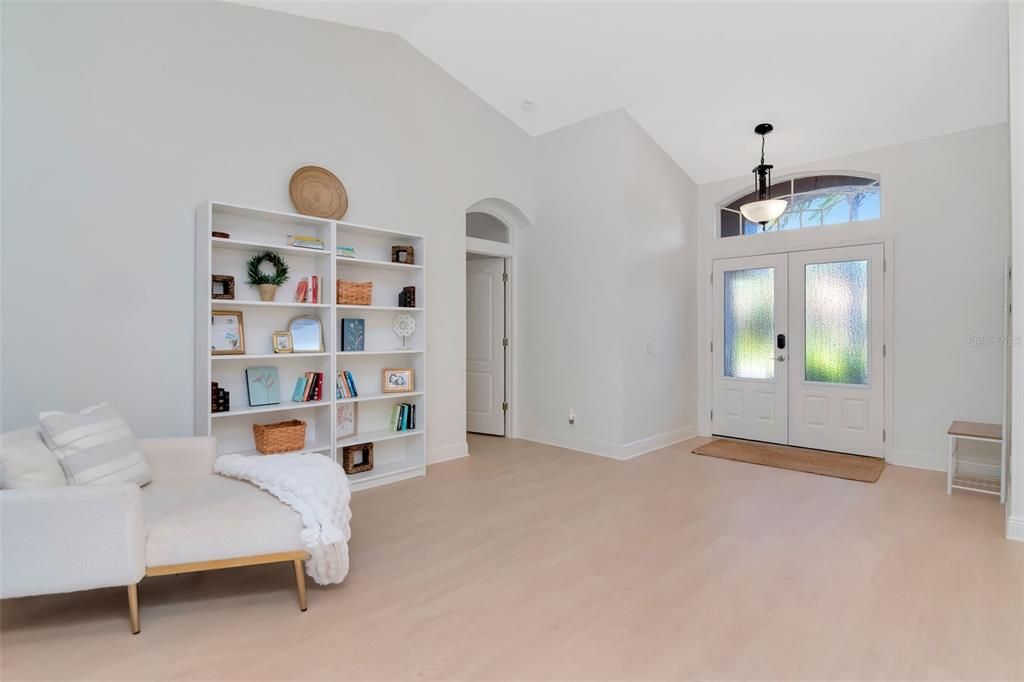 Active With Contract: $599,900 (4 beds, 2 baths, 1890 Square Feet)