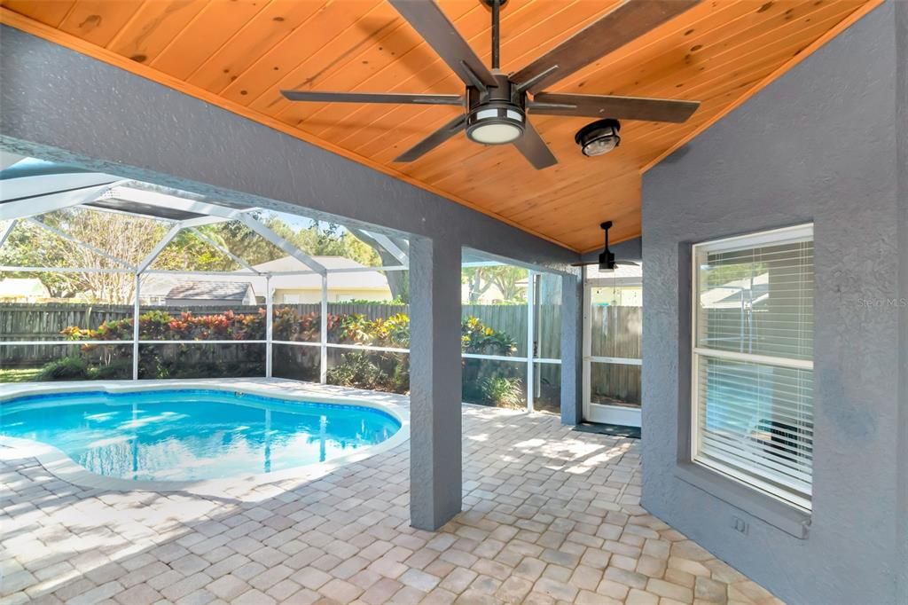 Active With Contract: $599,900 (4 beds, 2 baths, 1890 Square Feet)