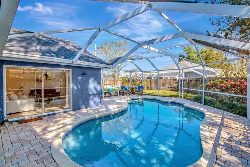 Active With Contract: $599,900 (4 beds, 2 baths, 1890 Square Feet)