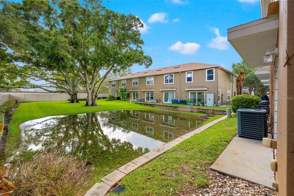 Под контрактом: $2,400 (3 спален, 2 ванн, 1429 Квадратных фут)