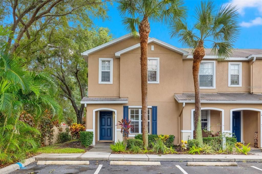 Под контрактом: $2,400 (3 спален, 2 ванн, 1429 Квадратных фут)