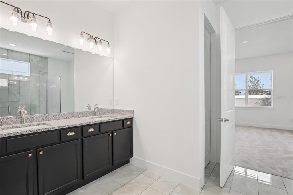 For Sale: $759,990 (6 beds, 4 baths, 3726 Square Feet)