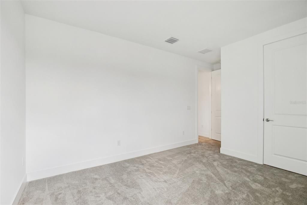 For Sale: $759,990 (6 beds, 4 baths, 3726 Square Feet)