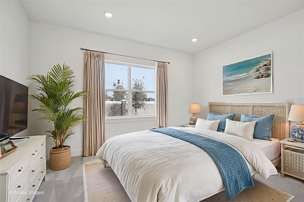 For Sale: $759,990 (6 beds, 4 baths, 3726 Square Feet)