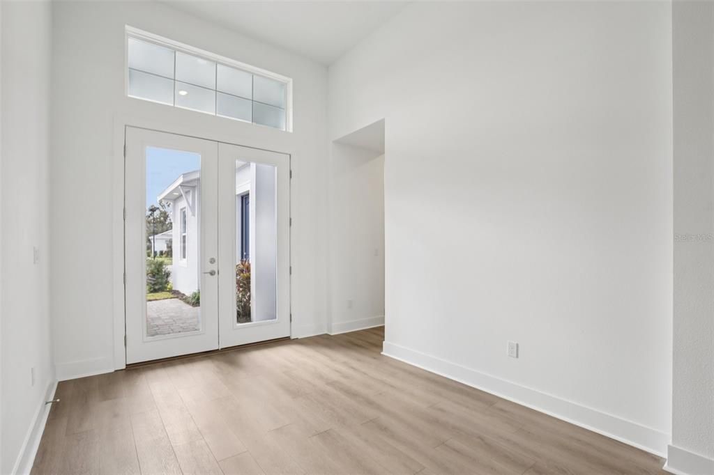 For Sale: $759,990 (6 beds, 4 baths, 3726 Square Feet)