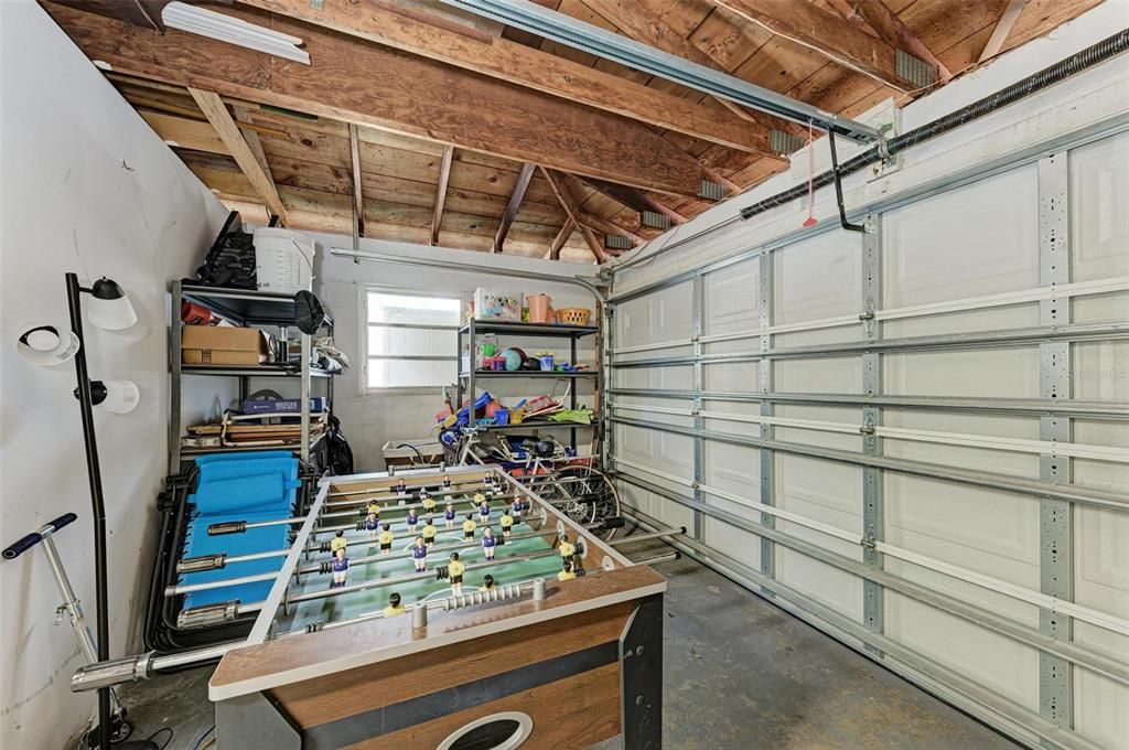 合同活跃: $559,000 (3 贝兹, 2 浴室, 1397 平方英尺)